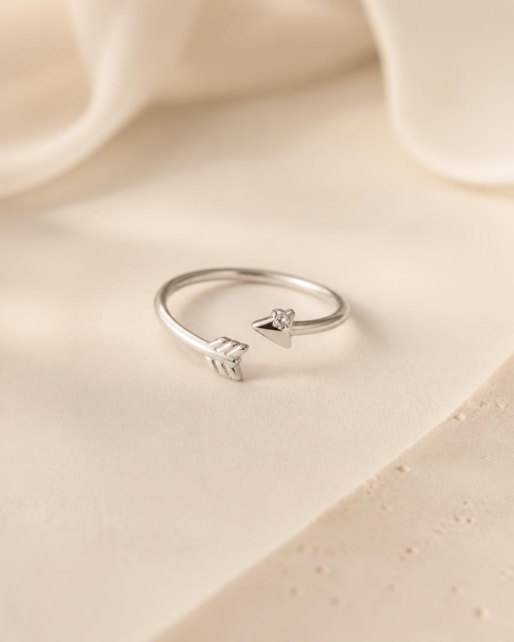 Arrow Ring — 925 Silber · Zirkonia